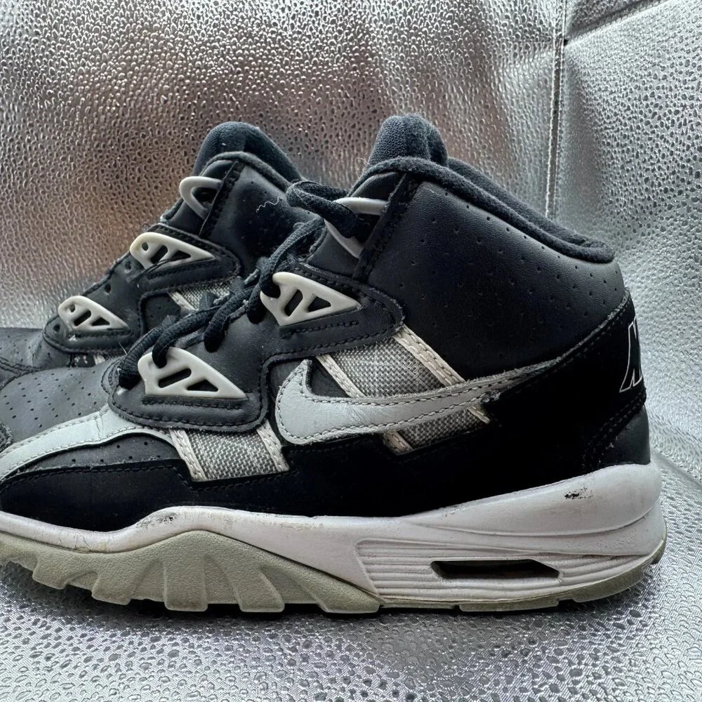 Size 4Y Nike Air Youth Black Grey Mod Top Basketball Sneakers‎ DX3764-001
